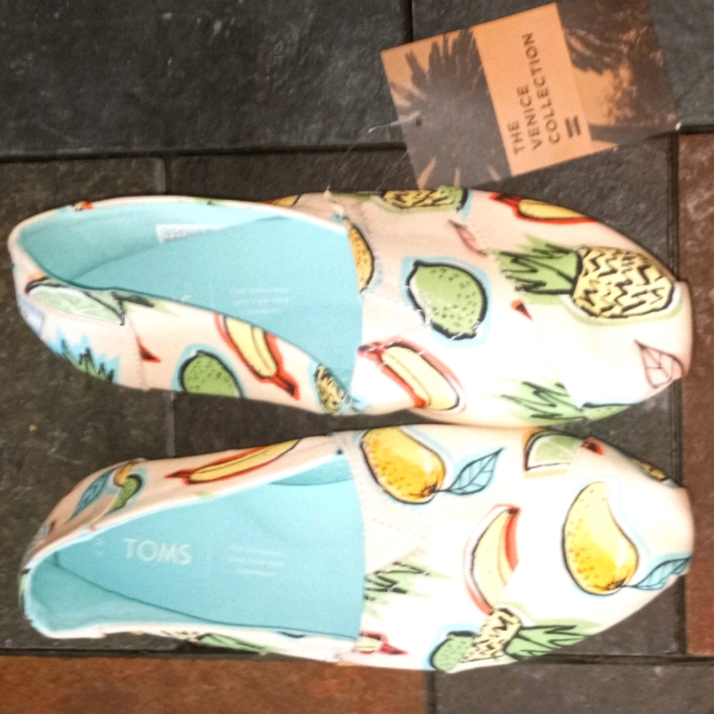 Toms
